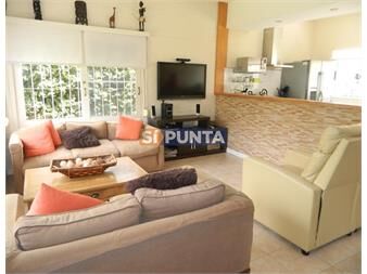 https://www.gallito.com.uy/casa-en-alquiler-inmuebles-27608667