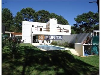 https://www.gallito.com.uy/casa-de-4-dormitorios-en-alquiler-anual-y-temporal-solana-inmuebles-27608706