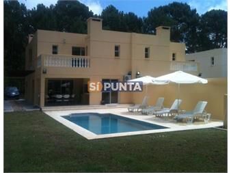 https://www.gallito.com.uy/casa-de-4-dormitorios-en-alquiler-anual-y-temporal-solana-inmuebles-27608717