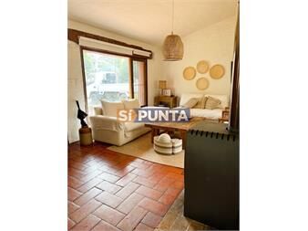 https://www.gallito.com.uy/casa-de-4-dormitorios-en-alquiler-la-barra-inmuebles-27608755
