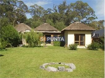 https://www.gallito.com.uy/casa-en-alquiler-el-tesoro-inmuebles-27608778