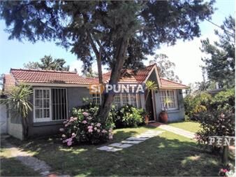 https://www.gallito.com.uy/casa-en-venta-jardines-de-cordoba-inmuebles-27608907