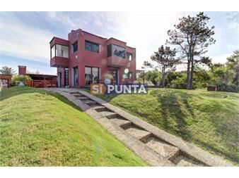 https://www.gallito.com.uy/casa-en-punta-piedras-inmuebles-27609067
