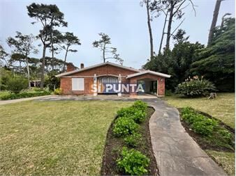 https://www.gallito.com.uy/casa-acogedora-muy-iluminada-de-5-dormitorios-inmuebles-27609089
