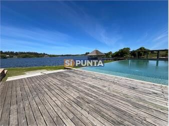 https://www.gallito.com.uy/terreno-en-venta-en-pueblo-mio-barrio-pivado-en-inmuebles-27609115