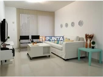 https://www.gallito.com.uy/apartamento-de-2-dormitorios-avda-roosevelt-del-inmuebles-27609220