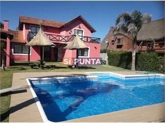 https://www.gallito.com.uy/punta-ballena-tio-tomo-comoda-casa-5-dormitorios-piscina-inmuebles-27609757