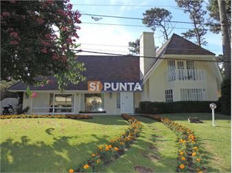 https://www.gallito.com.uy/casa-venta-en-punta-del-este-inmuebles-27609764