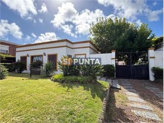 https://www.gallito.com.uy/chalet-super-lindo-a-200-metros-del-mar-alquiler-inmuebles-27609840