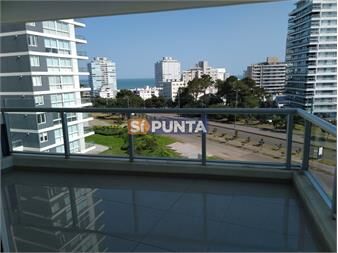 https://www.gallito.com.uy/apartamento-en-zona-de-roosvelt-inmuebles-27610054