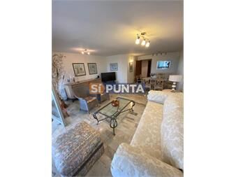 https://www.gallito.com.uy/apartamento-en-venta-roosevelt-inmuebles-27610141