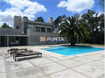 https://www.gallito.com.uy/casa-con-piscina-climatizada-en-alquiler-inmuebles-27610226