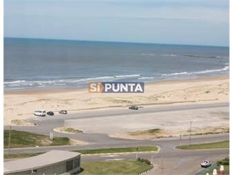 https://www.gallito.com.uy/a-pasos-del-mar-inmuebles-27610235