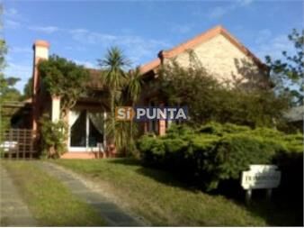 https://www.gallito.com.uy/muy-linda-casa-en-pinares-inmuebles-27610445