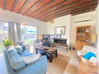 https://www.gallito.com.uy/casa-en-la-barra-punta-del-este-inmuebles-27610505