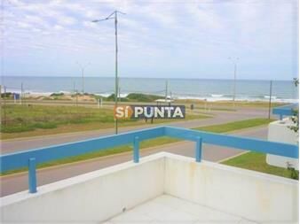 https://www.gallito.com.uy/apartamento-en-alquiler-inmuebles-27610506