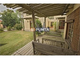 https://www.gallito.com.uy/casa-de-4-dormitorios-en-alquiler-la-barra-inmuebles-27610516
