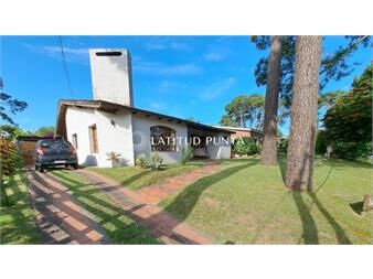 https://www.gallito.com.uy/casa-3-dormitorios-pinares-inmuebles-27410334