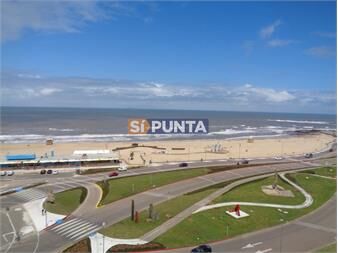 https://www.gallito.com.uy/apartamento-ubicado-en-playa-brava-inmuebles-27610940