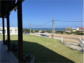 https://www.gallito.com.uy/venta-de-casa-de-3-dormitorios-en-punta-colorada-maldonado-inmuebles-27143127