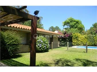 https://www.gallito.com.uy/chalet-en-zona-pinares-de-punta-del-este-inmuebles-24688866