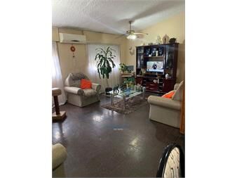 https://www.gallito.com.uy/venta-apartamento-de-4-dormitorios-inmuebles-27615984