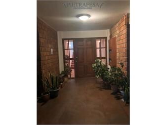 https://www.gallito.com.uy/apto-en-venta-2-dorm-1-baño-y-patio-en-carrasco-inmuebles-27616018