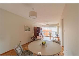 https://www.gallito.com.uy/venta-apartamento-pocitos-3-dormitorios-y-servicio-inmuebles-27369449