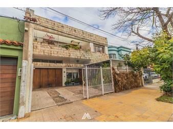 https://www.gallito.com.uy/gran-casa-padron-unico-malvin-inmuebles-27616400
