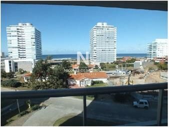https://www.gallito.com.uy/venta-apartamento-de-3-dormitorios-en-zona-brava-inmuebles-25037068