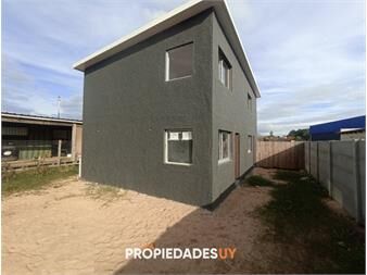 https://www.gallito.com.uy/se-venden-2-apartamentos-en-altos-de-la-laguna-inmuebles-27619960