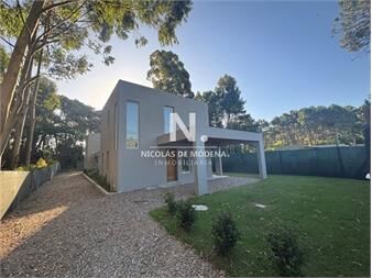https://www.gallito.com.uy/casa-en-pinares-punta-del-este-en-venta-de-2-inmuebles-27623585