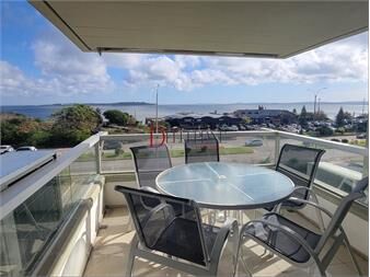 https://www.gallito.com.uy/apartamento-en-venta-–-3-dormitorios-en-edificio-malecon-iv-inmuebles-27624971
