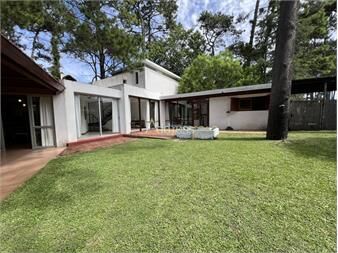 https://www.gallito.com.uy/casa-en-lugano-punta-del-este-inmuebles-26682877
