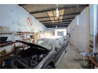 https://www.gallito.com.uy/venta-galpon-y-casa-de-4-dormitorios-en-maroñas-inmuebles-27625116