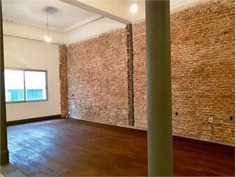 https://www.gallito.com.uy/venta-edificio-con-renta-en-ciudad-vieja-peatonal-bacacay-inmuebles-27553197