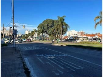 https://www.gallito.com.uy/venta-monoambiente-sobre-av-italia-con-todo-los-servici-inmuebles-24134554