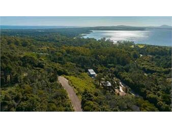 https://web5.gallito.com.uy/venta-terreno-en-las-cumbres-punta-del-este-inmuebles-27631962