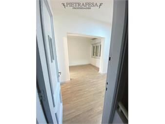 https://www.gallito.com.uy/casa-ph-de-altos-sobre-avenida-luis-alberto-de-inmuebles-27631979