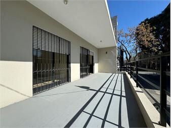 https://www.gallito.com.uy/venta-casa-aguada-2-dormitorios-terraza-patio-parrillero-inmuebles-25952078