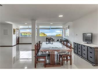 https://www.gallito.com.uy/venta-casa-3-dormitorios-las-grutas-punta-ballena-inmuebles-27632193