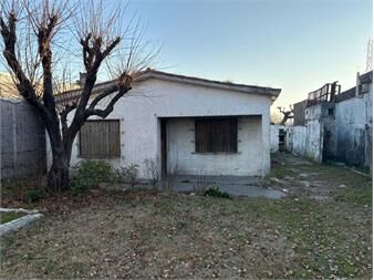 https://www.gallito.com.uy/venta-de-casa-en-el-dorado-a-remodelar-inmuebles-27632196