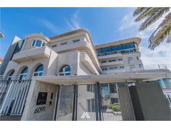 https://web5.gallito.com.uy/gran-apto-en-venta-de-4-dormitorios-en-carrasco-inmuebles-26869219