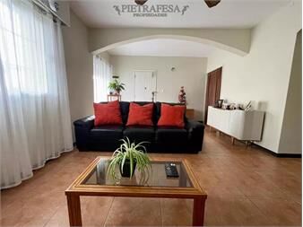 https://web5.gallito.com.uy/casa-en-venta-4-dormitorios-2-baã±os-gje-buceo-inmuebles-26551833