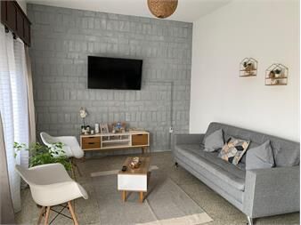 https://www.gallito.com.uy/venta-casa-con-renta-3-dormitorios-en-las-piedras-inmuebles-26058948