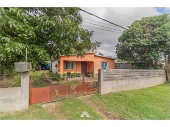 https://www.gallito.com.uy/venta-casa-cgaraje-y-casa-al-fondo-barros-blancos-inmuebles-27195691