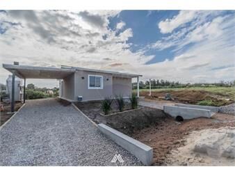 https://www.gallito.com.uy/alquiler-casa-a-estrenar-de-2-dormitorios-en-pando-inmuebles-27544029