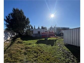 https://www.gallito.com.uy/venta-granja-avicola-mas-campo-3-has-la-floresta-inmuebles-27553408