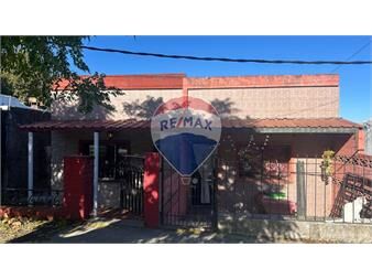 https://www.gallito.com.uy/venta-de-3-casas-en-un-mismo-padron-oportunidad-inmuebles-27266114