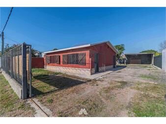https://www.gallito.com.uy/venta-casa-dos-dormitorios-con-garaje-en-salinas-inmuebles-27336372